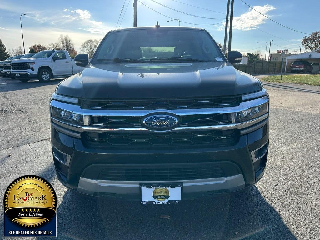 2023 Ford Expedition — side profile view