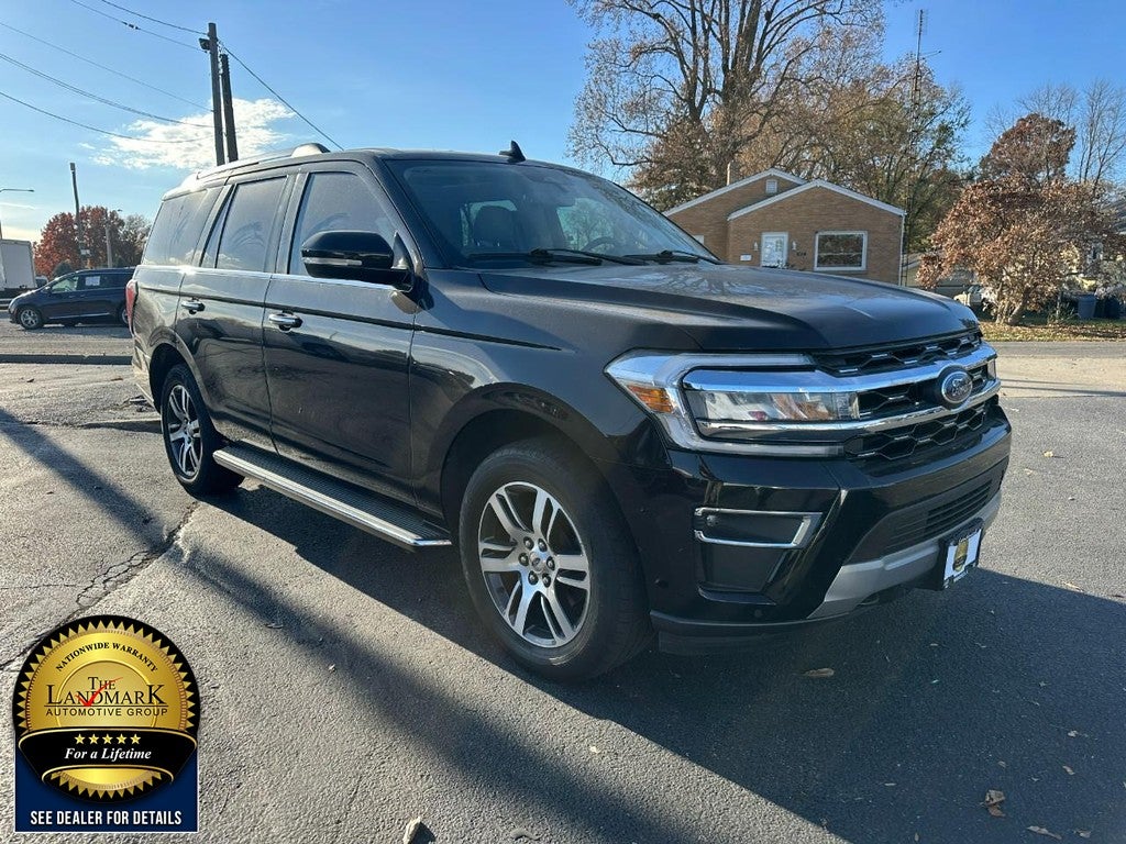 2023 Ford Expedition — rear three-quarter view