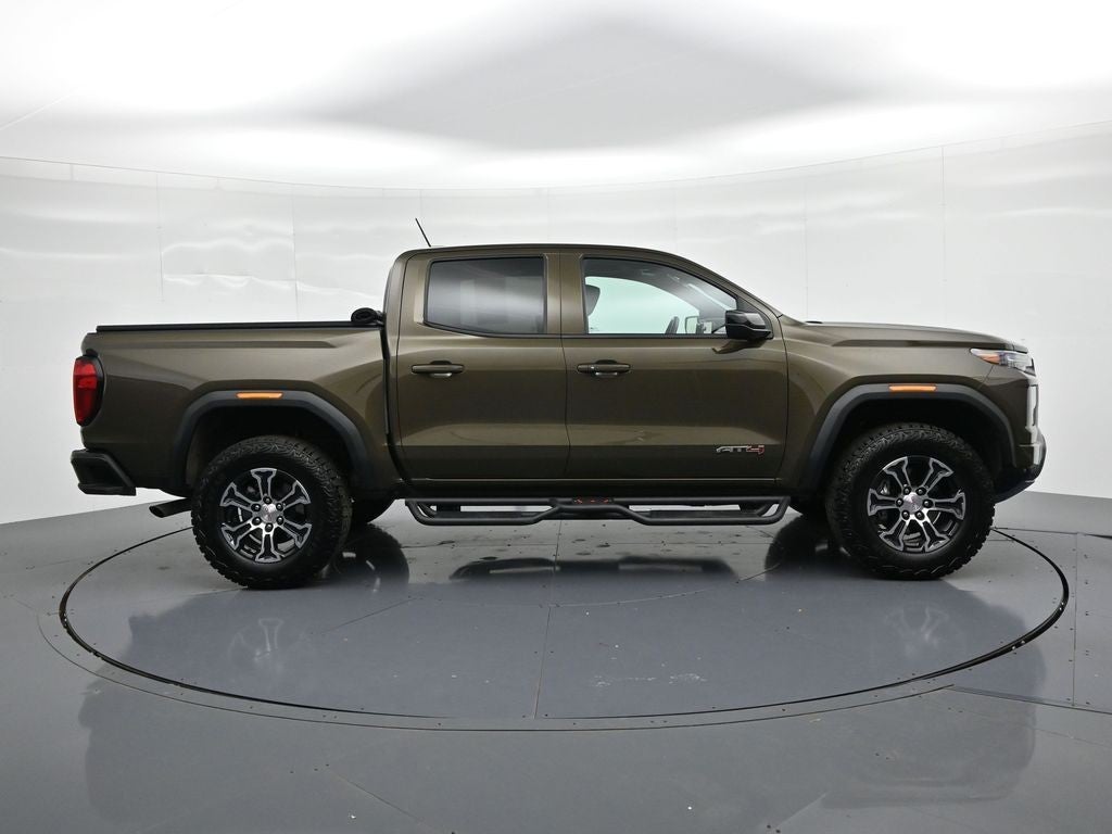 2024 GMC Canyon — detail view