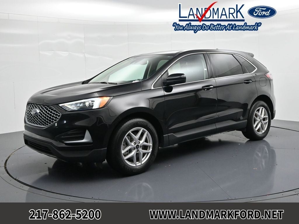 2024 Ford Edge SEL in Black Metallic — front three-quarter view