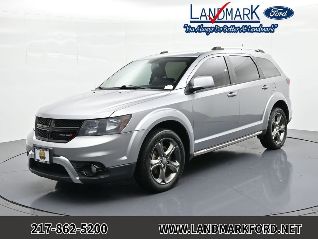 2017 Dodge Journey Crossroad in Billet Clearcoat — front three-quarter view