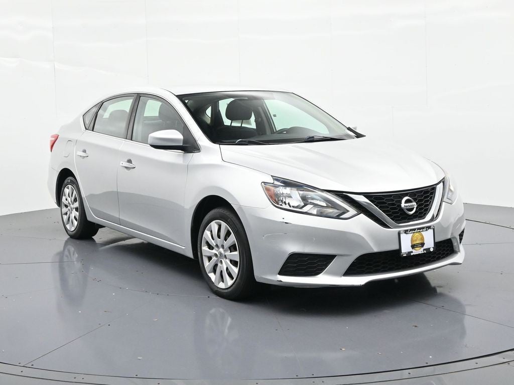 2017 Nissan Sentra — interior view
