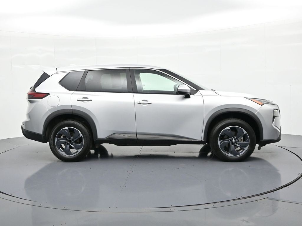 2024 Nissan Rogue — detail view